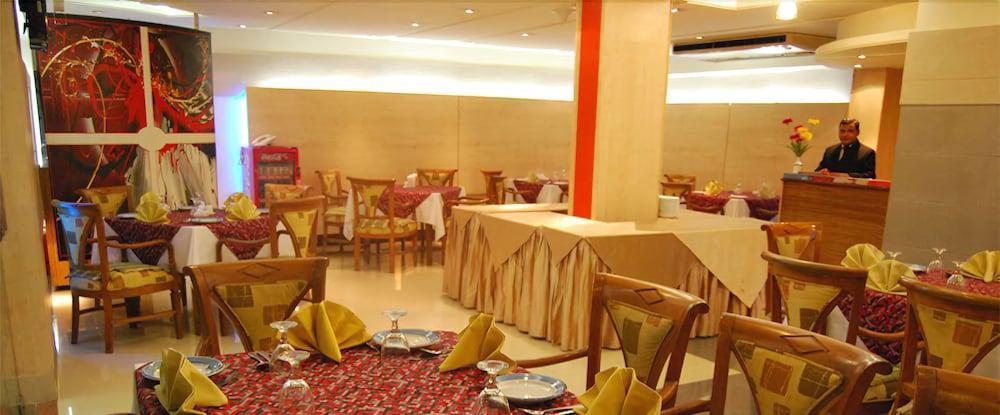 Rigs Inn Dhaka Esterno foto